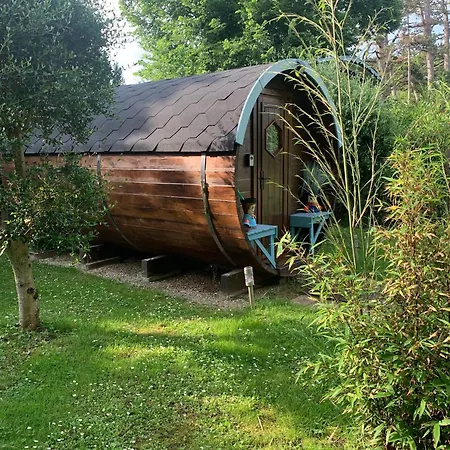 Le Tonneau De Negra Camping